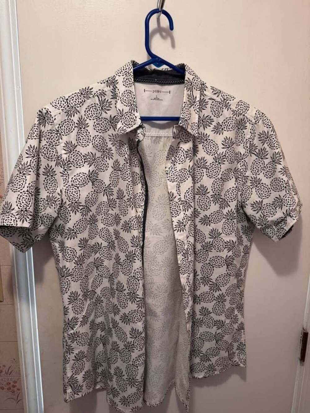Men’s Pattern Button-Up Shirt – Size Large (Short Sleeve / Casual)